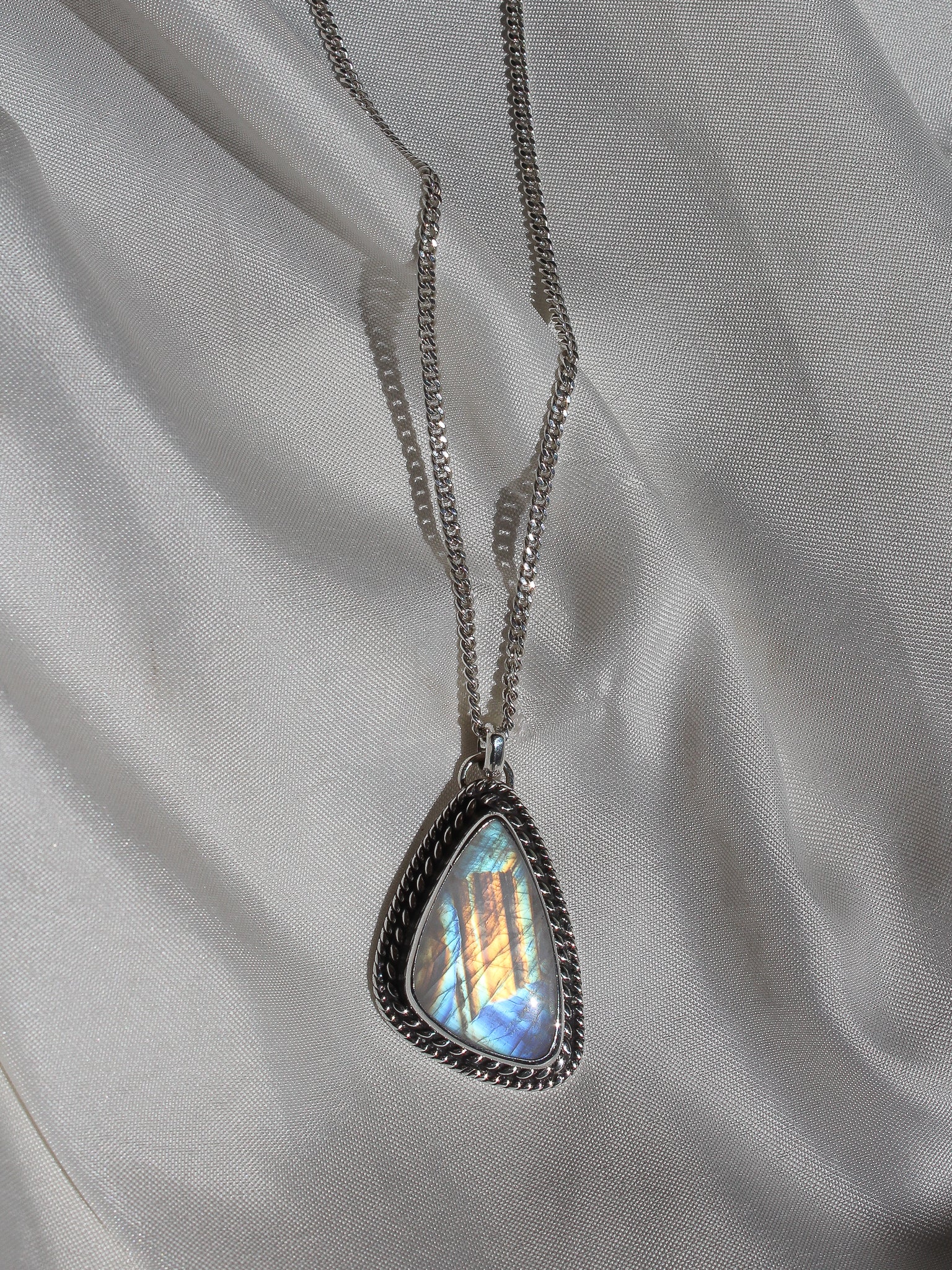 Handmade 925 sterling silver pendant with flashy rainbow moonstone lily and William jewelry